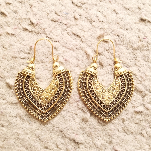 Boutique Jewelry - $15 Two Days Only! Gold Plated Statement Earrings
